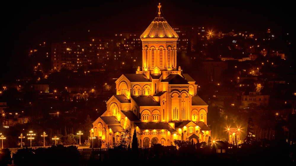 Цминда Самеба