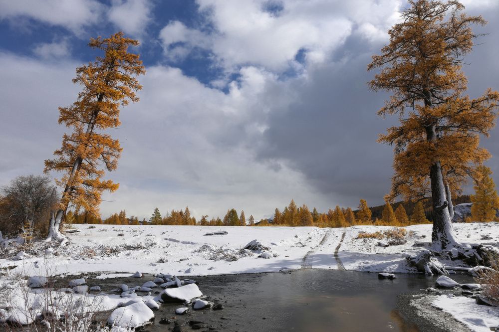 Преодолеваем несколько небольших бродов...