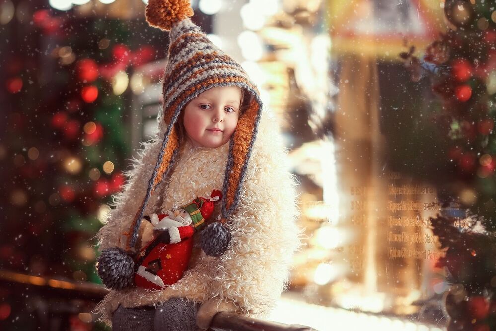 Серия нарядная, новогодняя... :) 