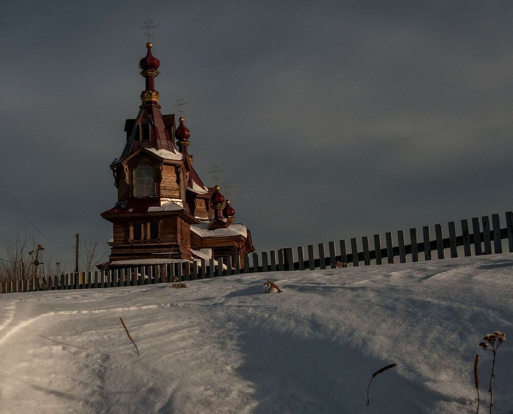 И просит душа света..