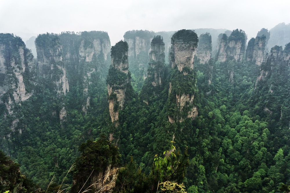 Вершины в парке Чжанцзяцзе