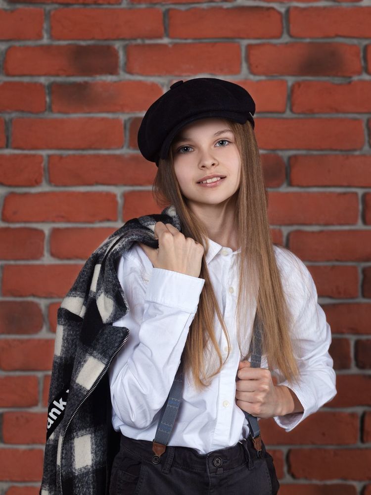 Аня
