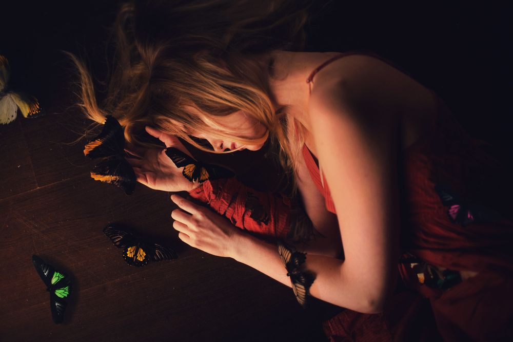 .butterflies in stomach.