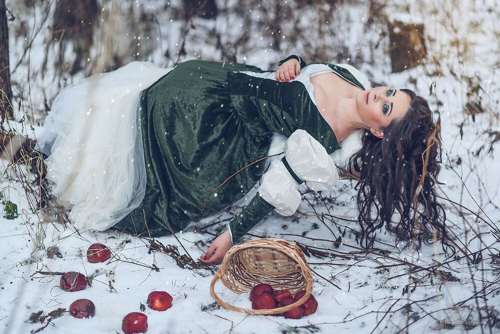Яблоки на снегу
