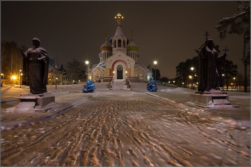 Храм святого князя Игоря Черниговского в Переделкино