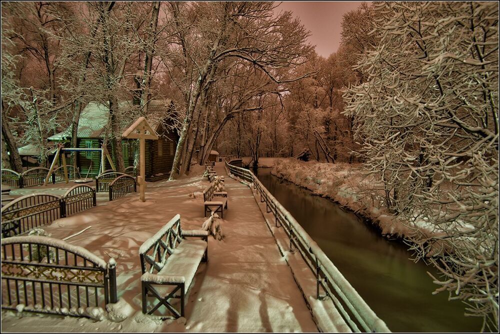 Храм святого князя Игоря Черниговского в Переделкино