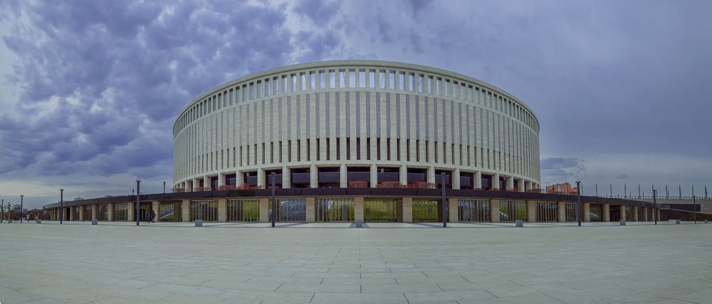 Про монументальность февральского вечера.