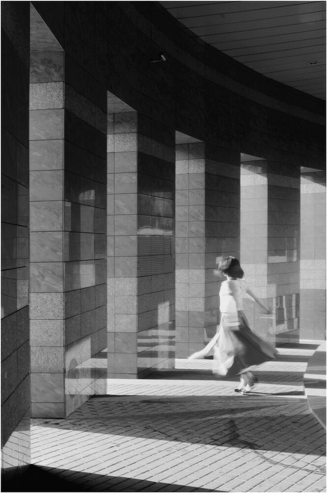 Abstract city and his b&w habitants
