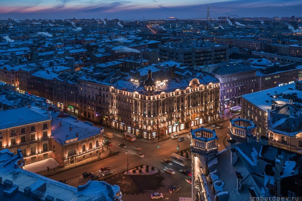 Площадь Льва Толстого