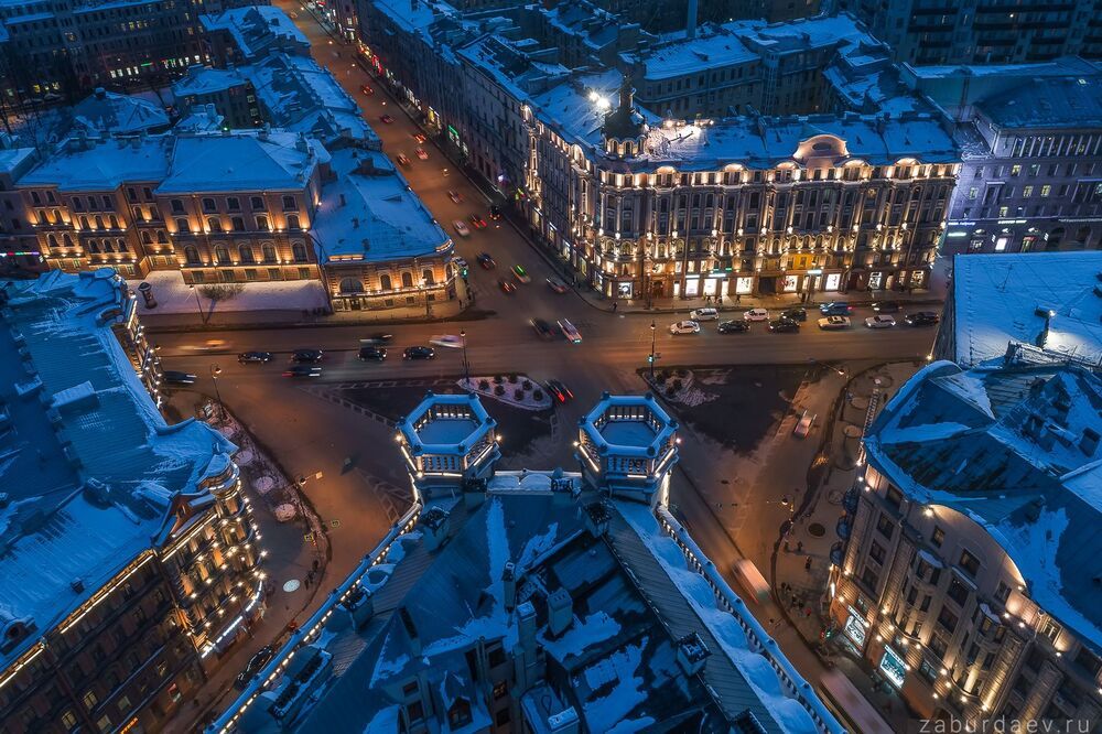 Площадь Льва Толстого