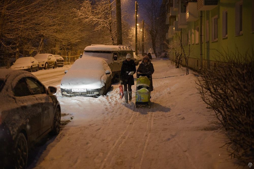 Снег идет