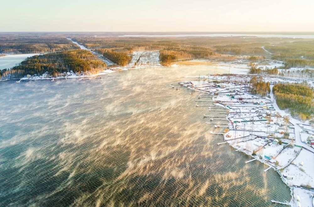 Утро на Рефтинском водохранилище