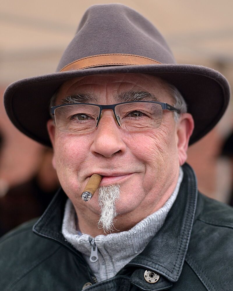 Portraits from people of the border between Belgium and France.
