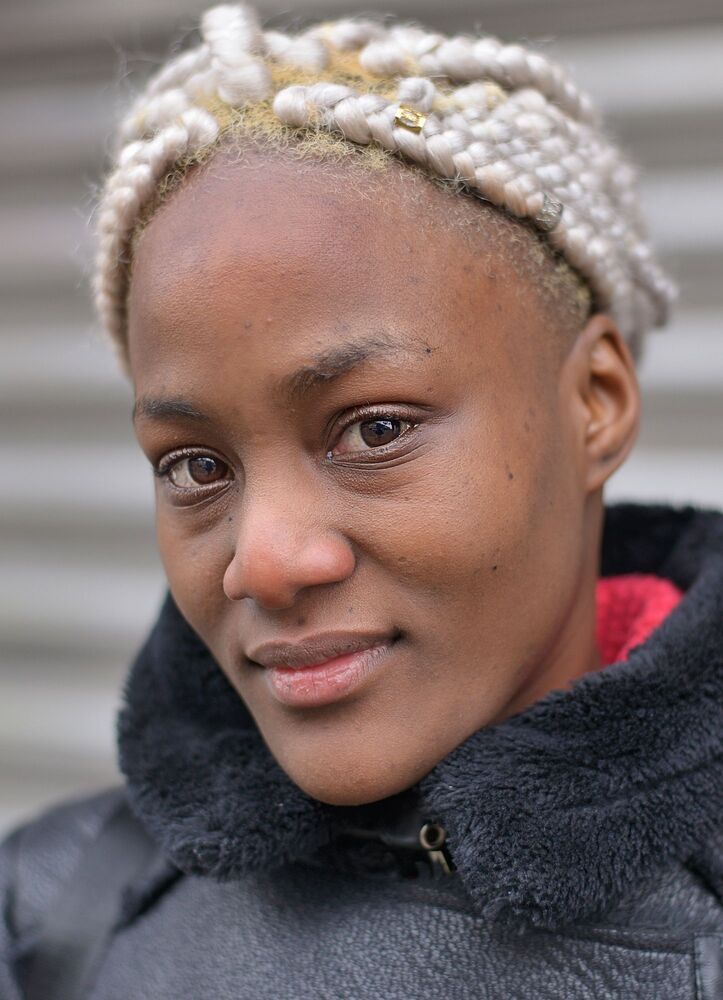 Portraits from people of the border between Belgium and France.
