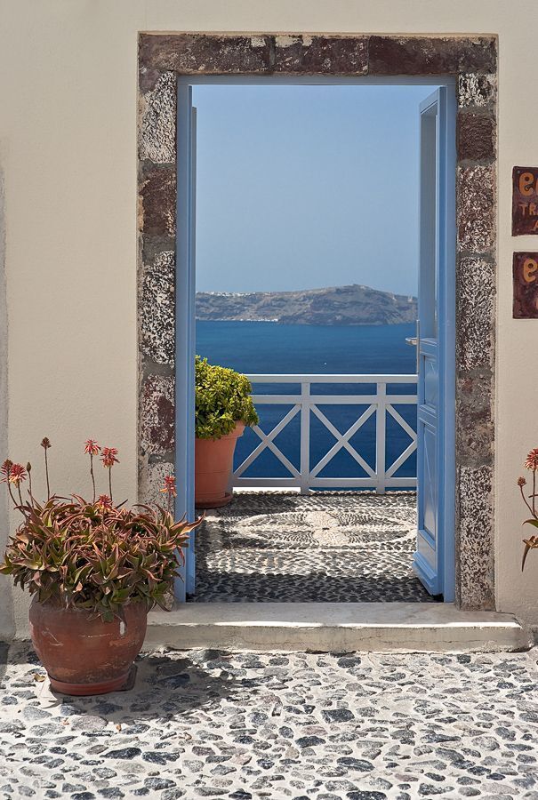 &Sigma;&alpha;&nu;&tau;&omicron;&rho;&iota;&nu;&eta;, &Phi;&Iota;&Rho;&Alpha; - Санторини,Фира, порталы...