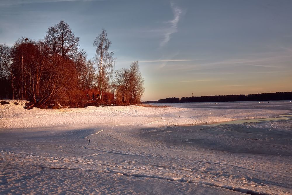 Апрель