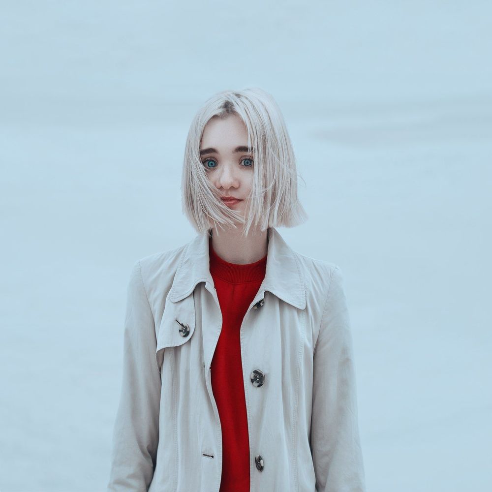 Coma white