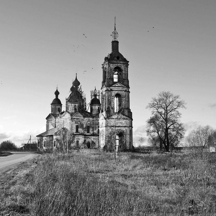 Село Пружинино,Ярославской области Гаврилов-Ямского района. Церковь Введения во храм Пресвятой Богородицы.