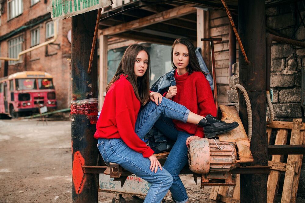 Аня и Кристина