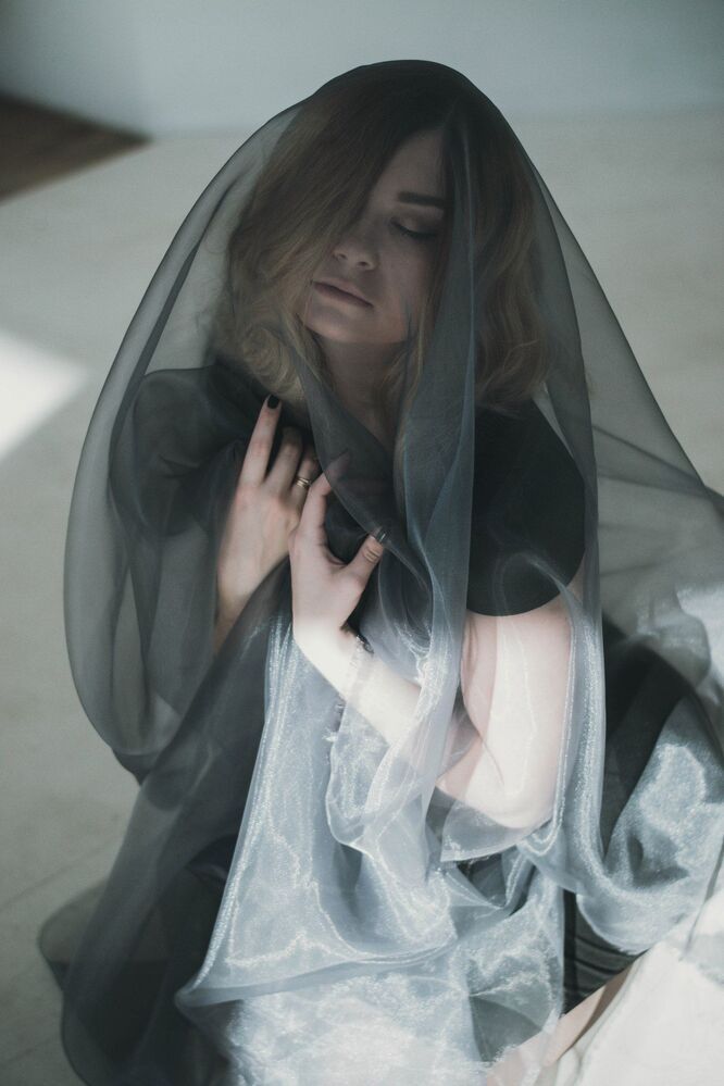 Smoky gray