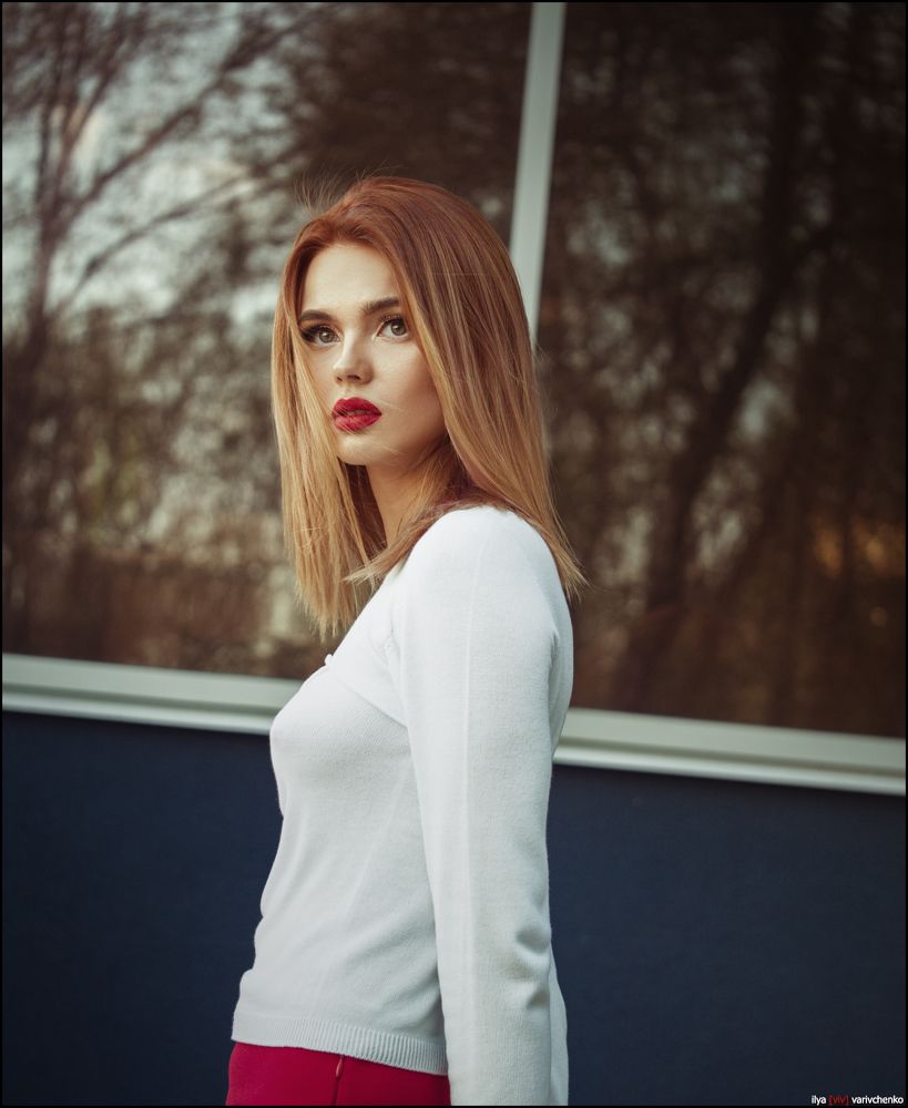 Даша.
