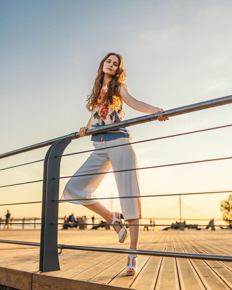 Sunny KAte