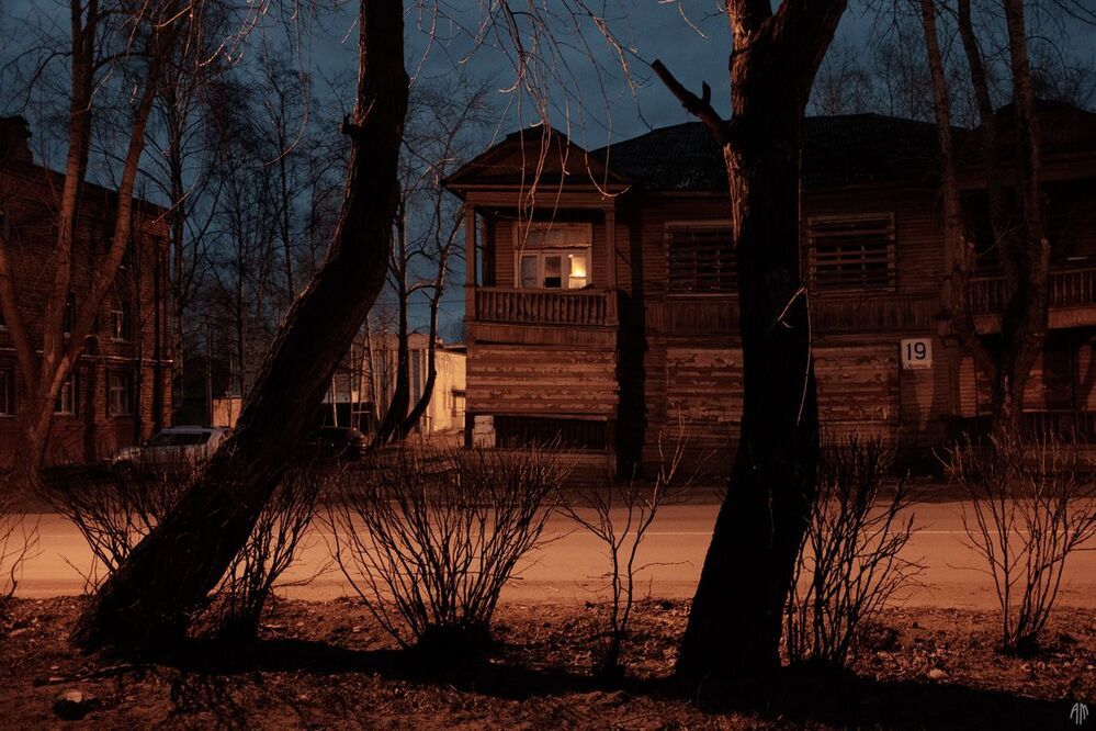 Погружаясь в ночь