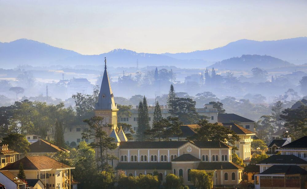 Sunrise on the city of Dalat