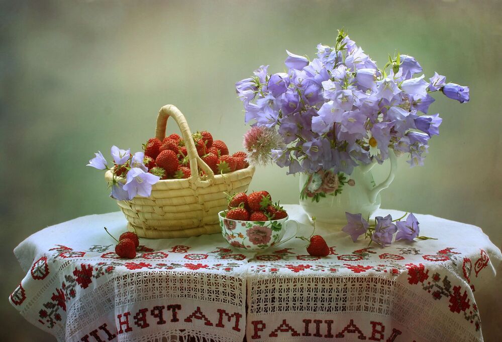 Клубничное лето