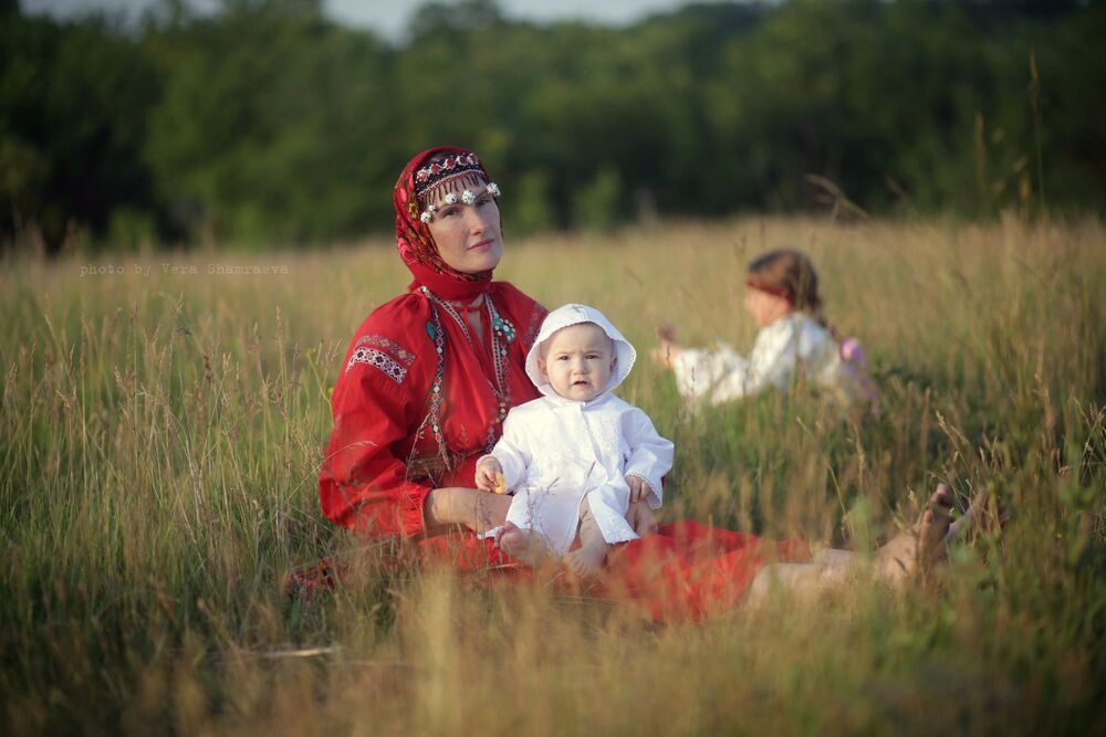 Няньки