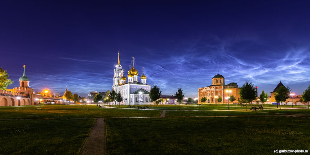 Серебристые облака над Тулой