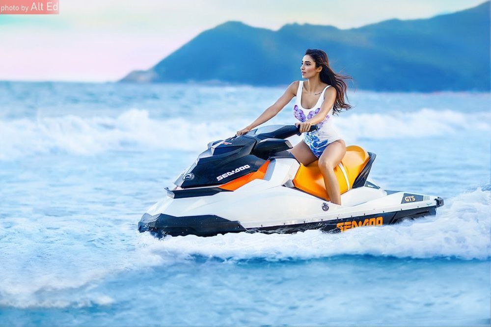 Beauty & sea