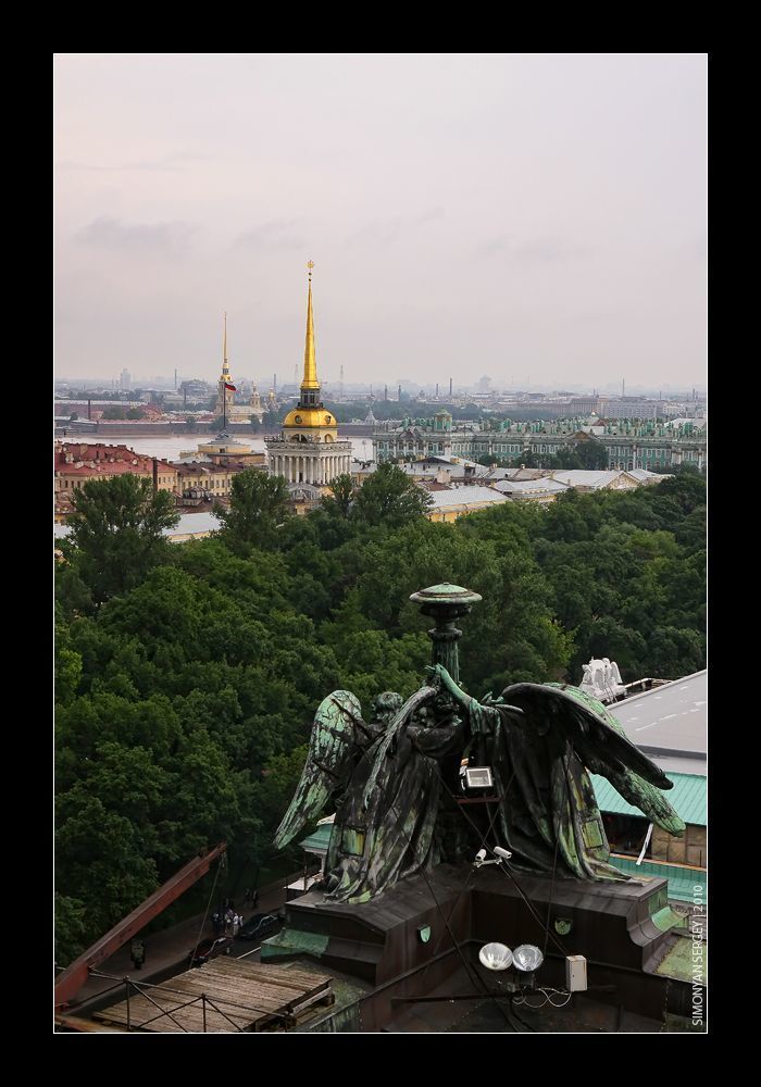 С высоты Исакиевского собора