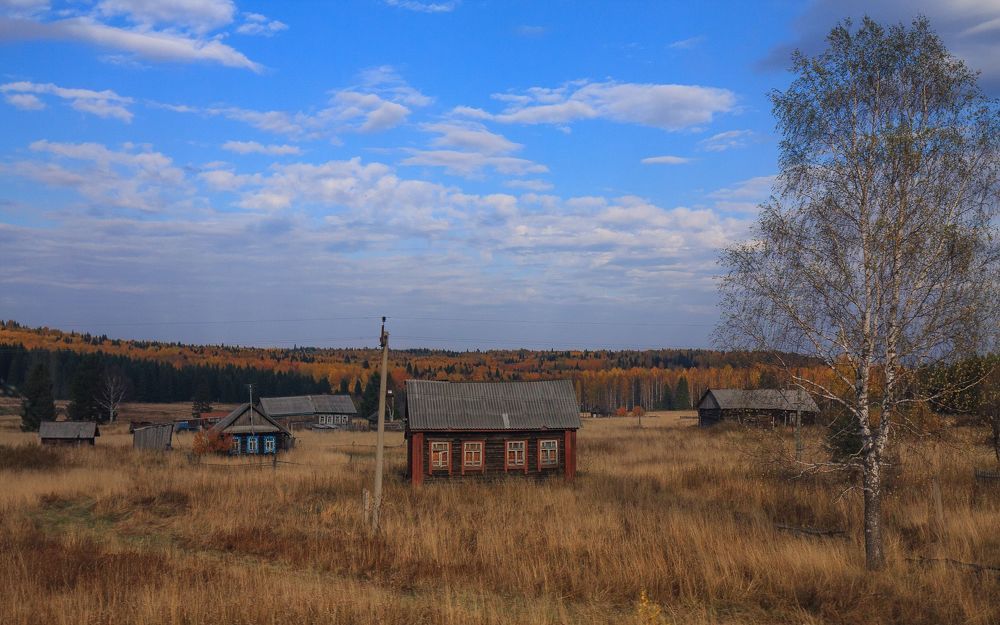 Осенний Урал из окна поезда