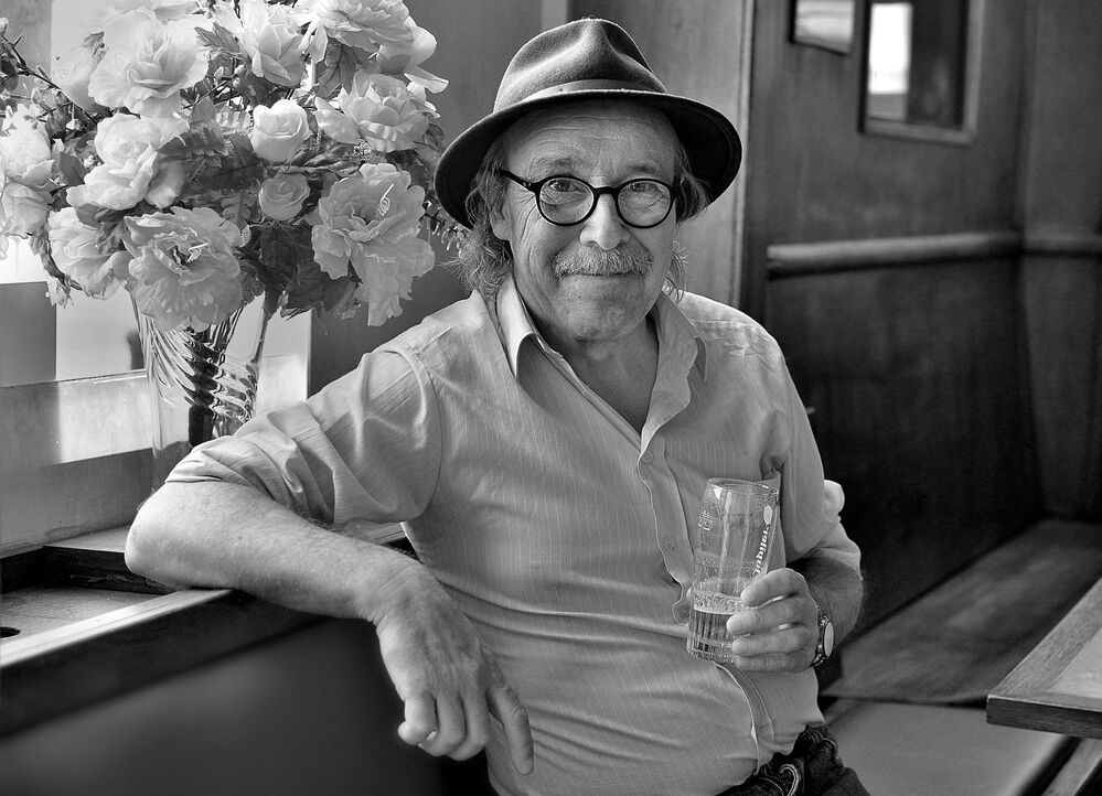 In the pubs of Mons.