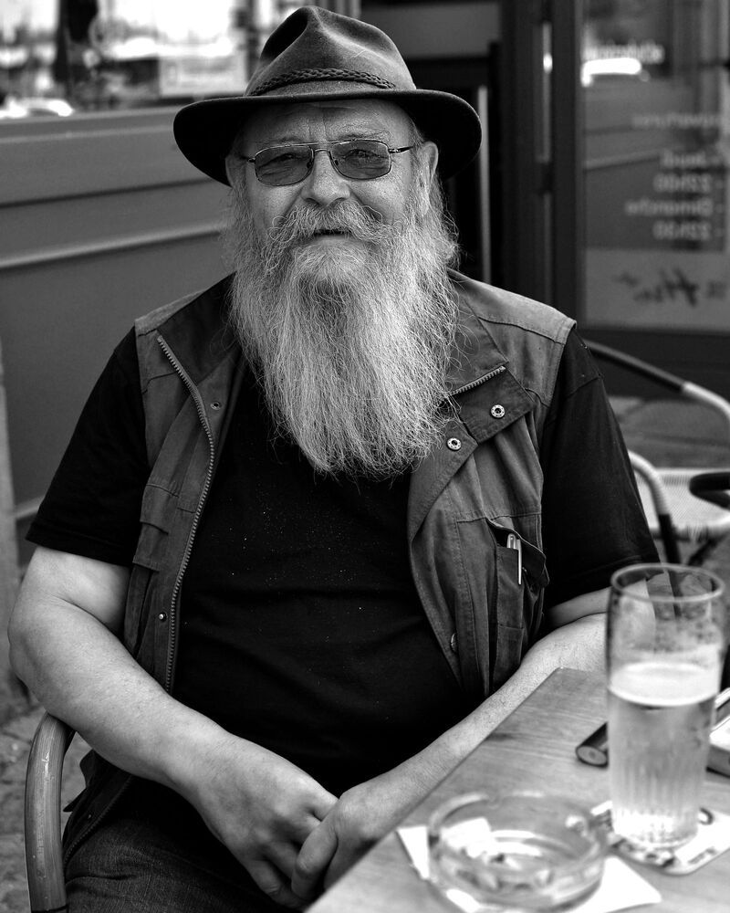 In the pubs of Mons.