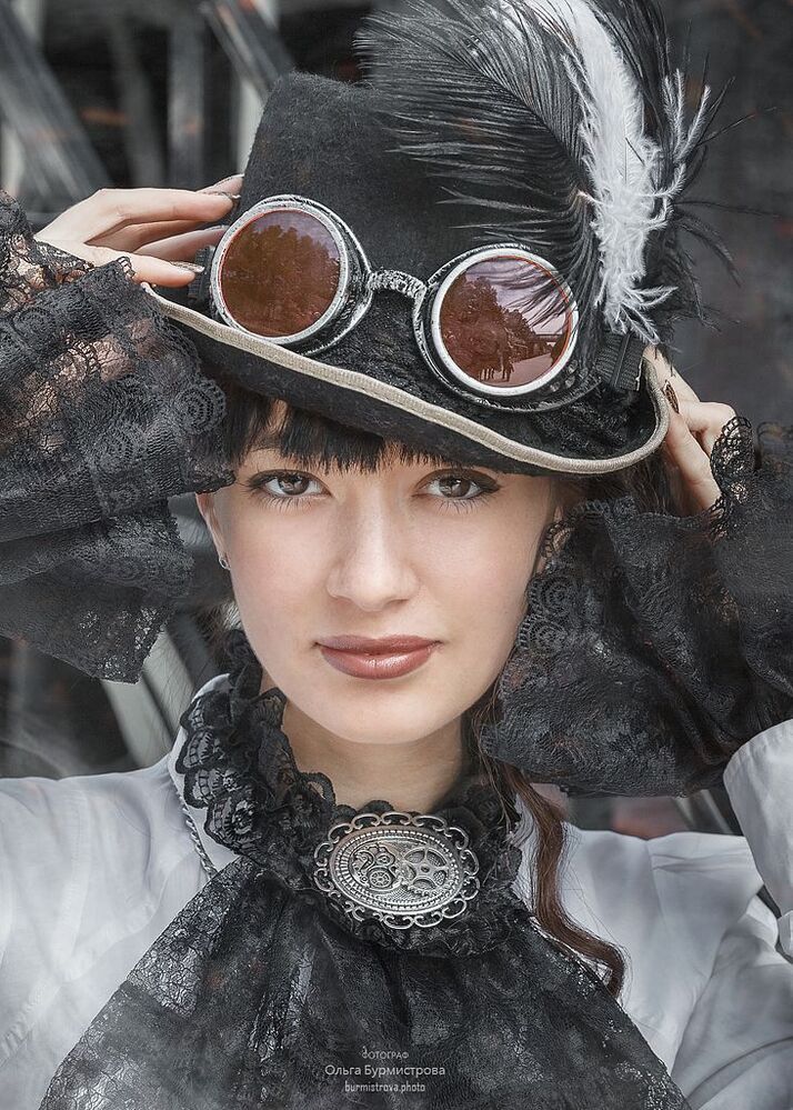 Steampunk girl