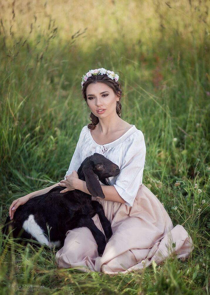 ****