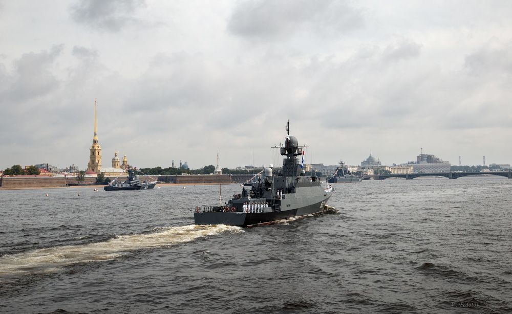 Военно Морской Парад на Неве