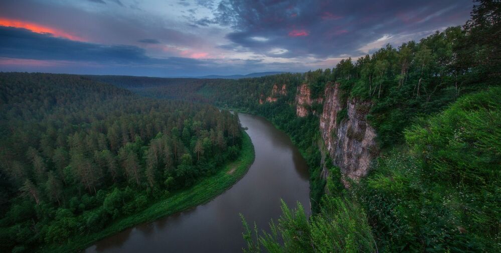 Вечер на реке Ай