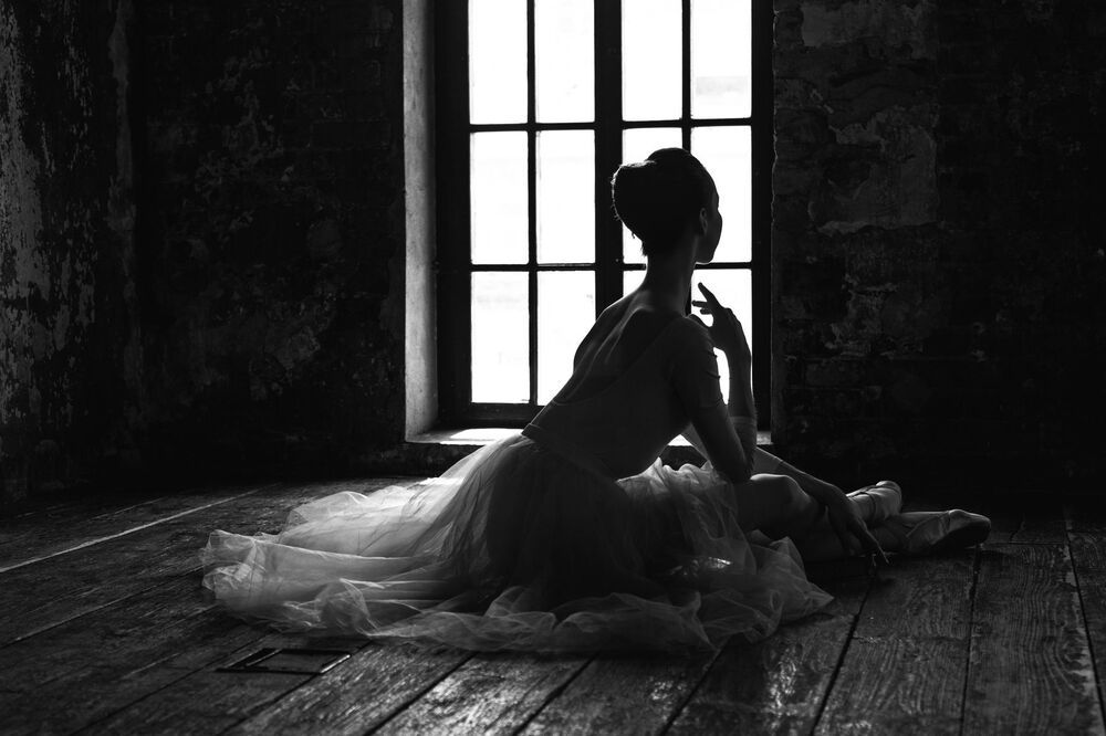 Dancing on tiptoe