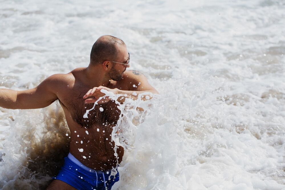 Swimming trunks: @aussiebum_team @diesel