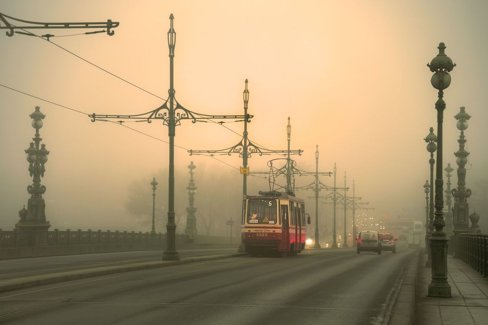 Троицкий мост...