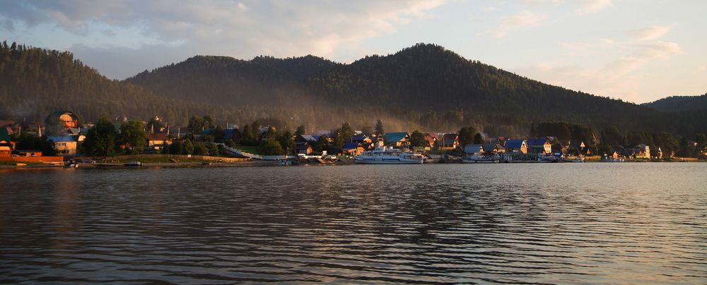 Село Иогач. Телецкое озеро
