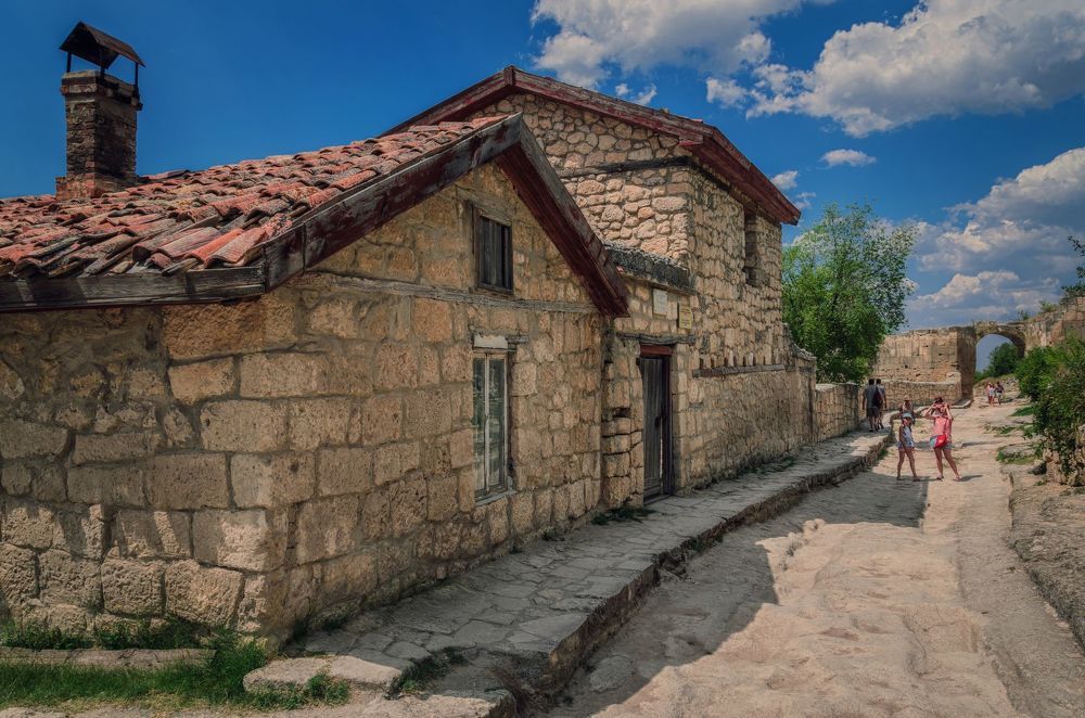 Усадьба Авраама Фирковича. Караимский писатель и археолог XVIII век.