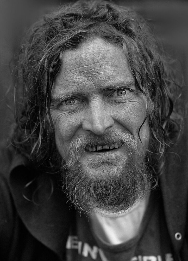 Portraits of homeless.