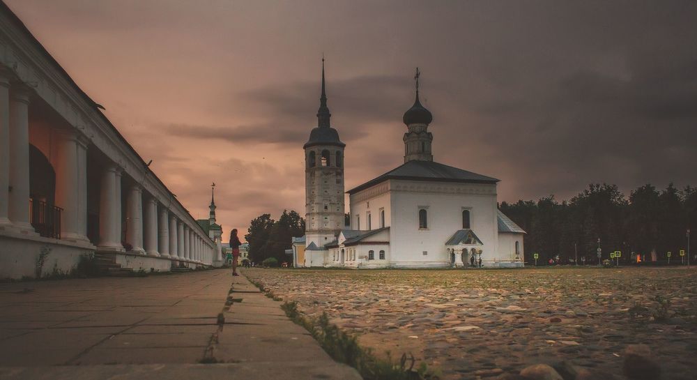 вечерний город Суздаль
