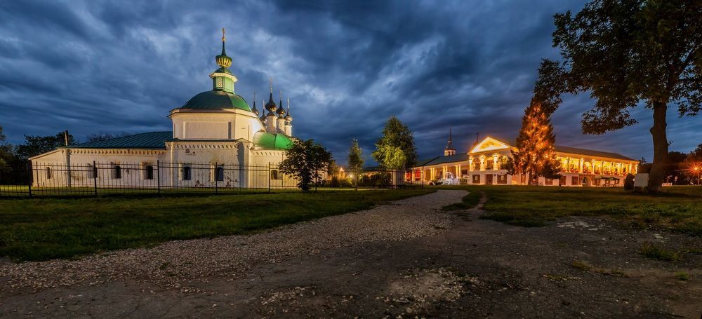 вечерний город Суздаль