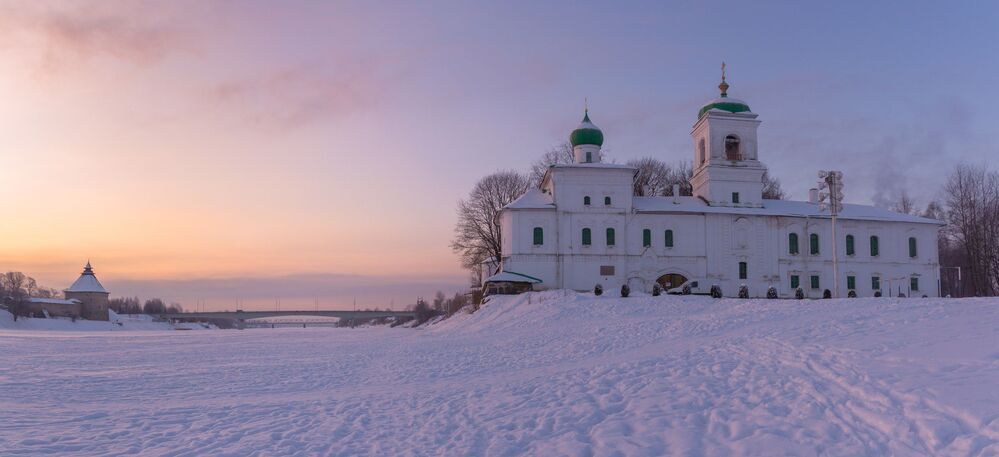 Мирожский монастырь