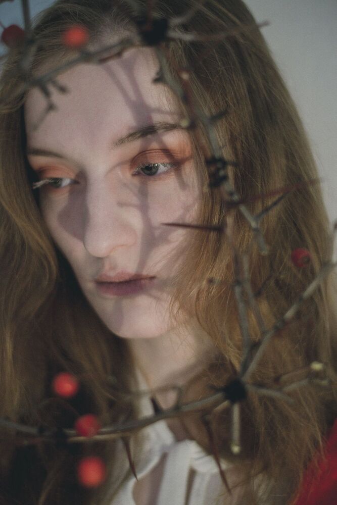 thorny crown of autumn